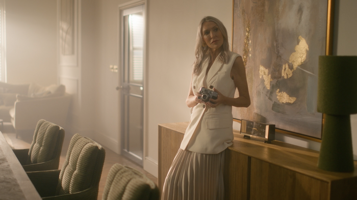 Classic model with camera in hand